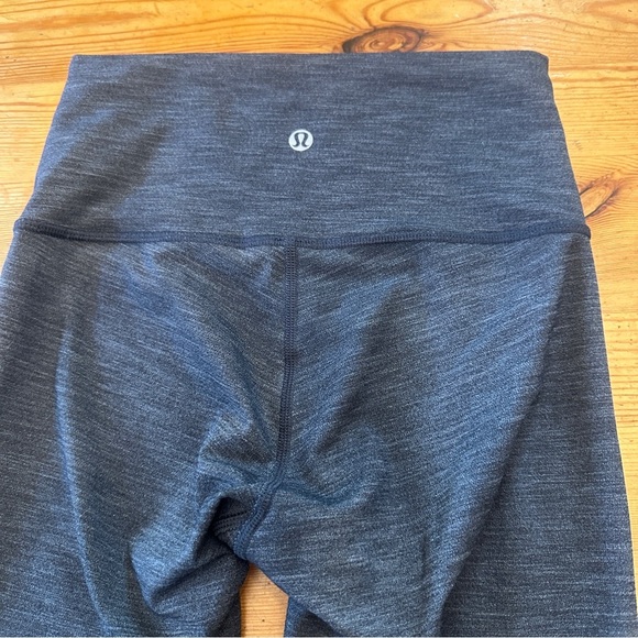 Lululemon legging size 2 gray ankle length - Picture 5 of 8